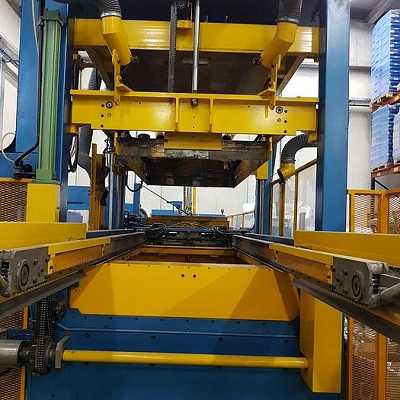 Sheet Thermoforming Machine-2